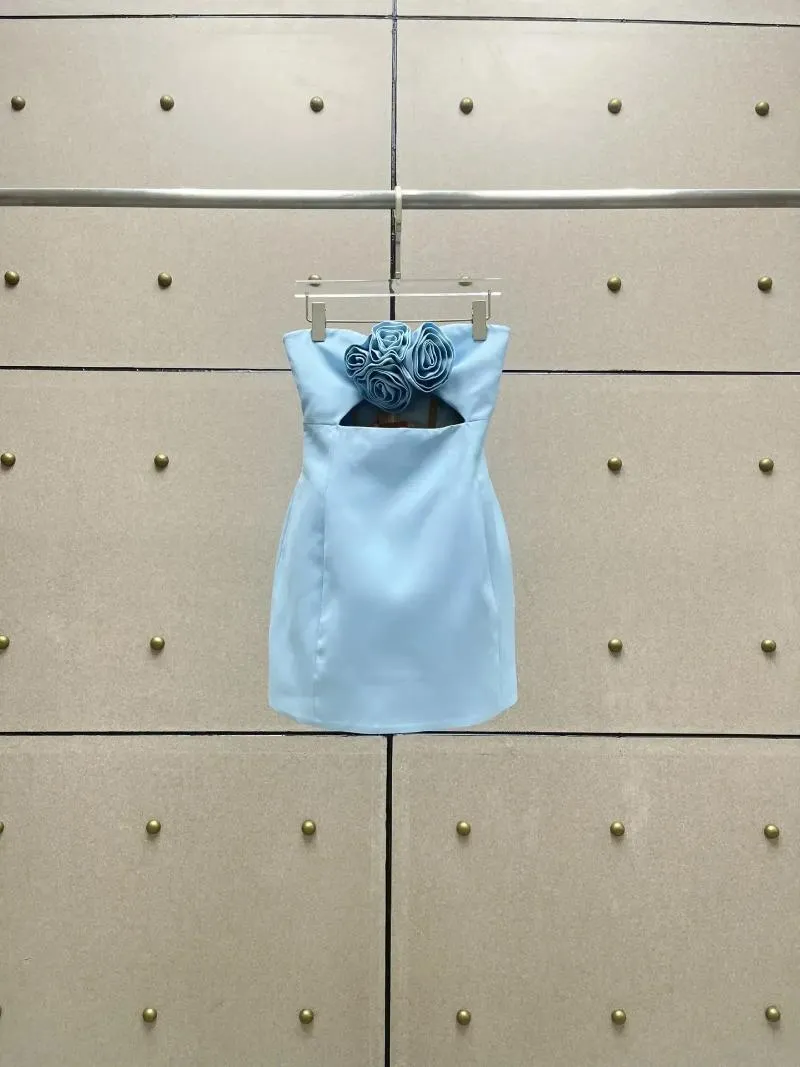 Robes décontractées de qualité noire bleu sans manches minces minces mini-robe sans bretelles pour femmes