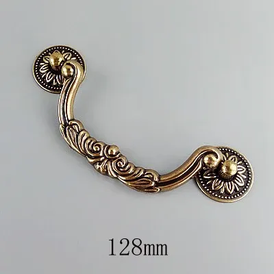 Poignée de bronze européenne pour meubles Hardware Armoires de cuisine Bouton de porte Tire-tirage Armoire Armoire de chaussures Claits Pulls Handle