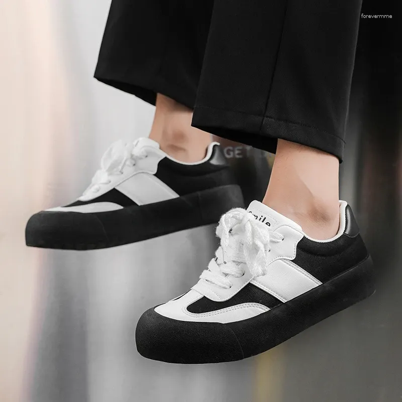 Scarpe casual maschi 2024 Vulcanizzare la moda cucire di punta rotonda di punta sneaker trasparenti comodi