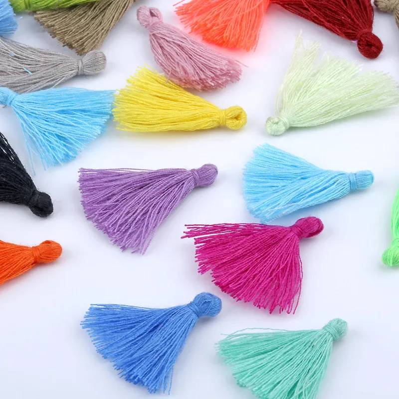 100 pezzi Mini Nappel Fringe Fringance Crafoglio fai -da -te Materiali piccoli tasselle Terretti di abbigliamento tende Orecchini per decorazioni Gioielli Componenti