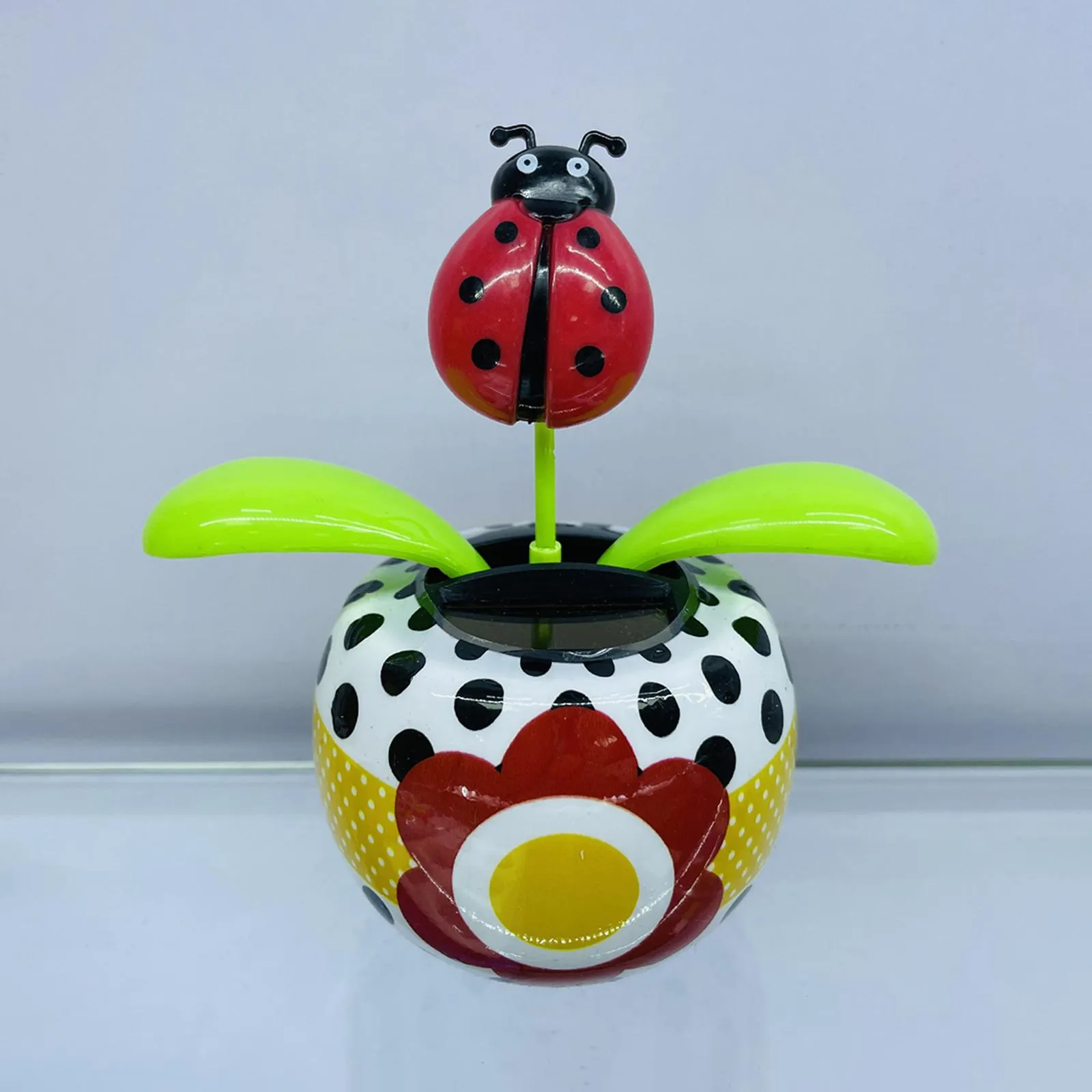 Niedliche Solar Power Tanzboble Head Flowers Bobble Tänzerin Schmuck Solar Dancing Toy für Auto Windowsill Home Decor Spielzeug