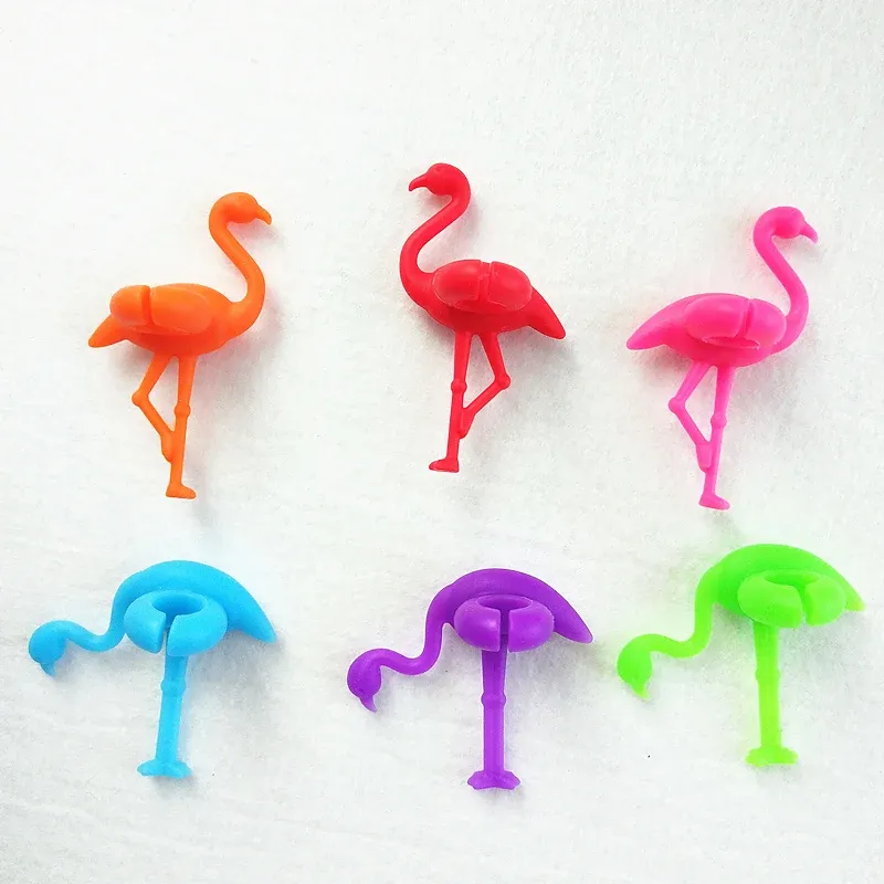 6st/set multicolor flamingo form vinglas markörer dricker kopp identifierare tecken mark mat klass silikon party leveranser