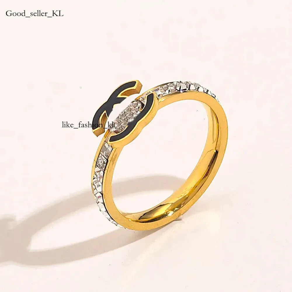 Chanells Shoe Finger Ring 20Style Retro Designer Märke Letter Band Rings Gold Plated Crystal Love Wedding Jewelry Fine 554 Chanles Bag Finger Ring