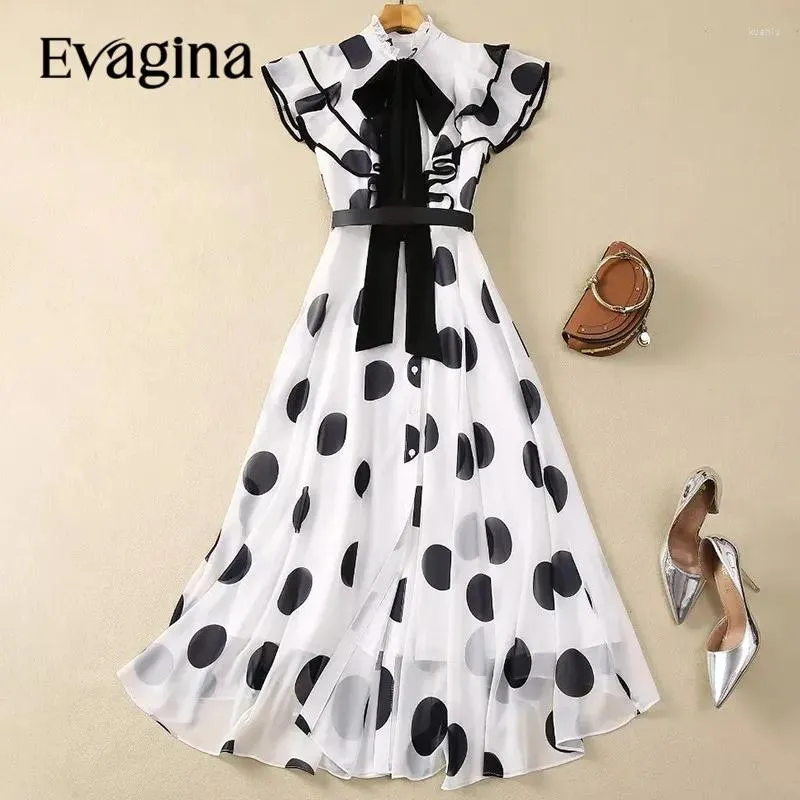 Robes décontractées Evagina Fashion Runway Designer Collier de socle pour femmes Single Breasted Emailable Belt Polka Dot Vintage Style Robe