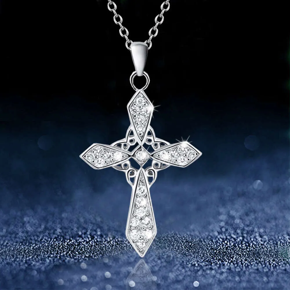 Halskette Modemikro Diamond Cross Anhänger Schmuck