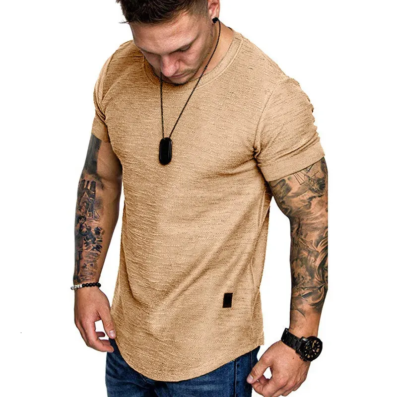 Camisa de manga corta streetwear hip hop camiseta de verano hombres larga longline curva gem fitness camiseta delgada camiseta divertida talla grande M-3XL 240410