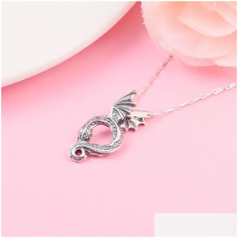 Chaines Flying Dragon Red Cz Collier Sterling Sier bijoux 925 Perles Charmes Diy Chain Fashion Femme Drop Livrot Colliers Pendants Dh9wa