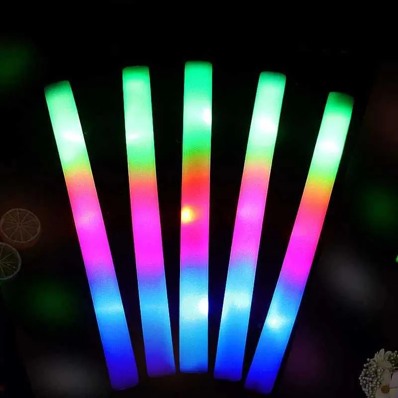 LED RAVE Toy 4pcs LED Lysande pinnar Party Rave Foam Glow Stick RGB Fluorescerande Dark Light For Bar Wedding Birthday Festival Supplies 240410