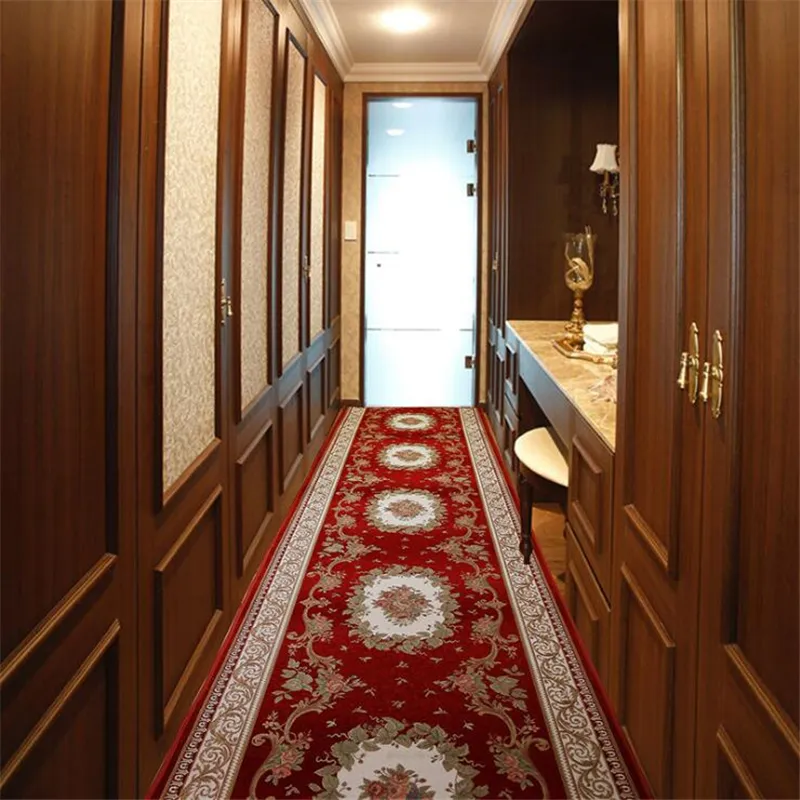 Corridor de tapis long de gigantes