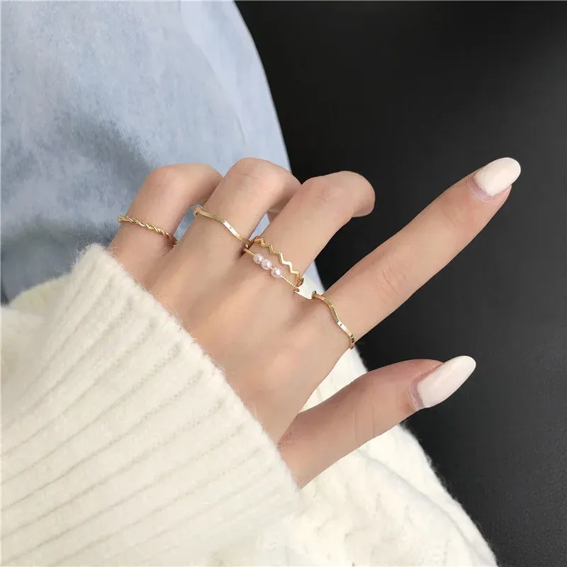 Wave Ring Set: Korean Style Elegant Gold Circle Rings With Mini