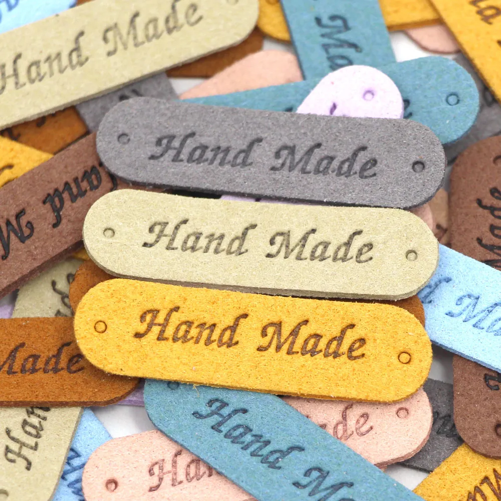 20pcs etiquetas etiquetas para tags de couro pu PU feitas por mangas decorativas de tricô de tricô Diy Saco de chapéu de costura de bolsa de presente