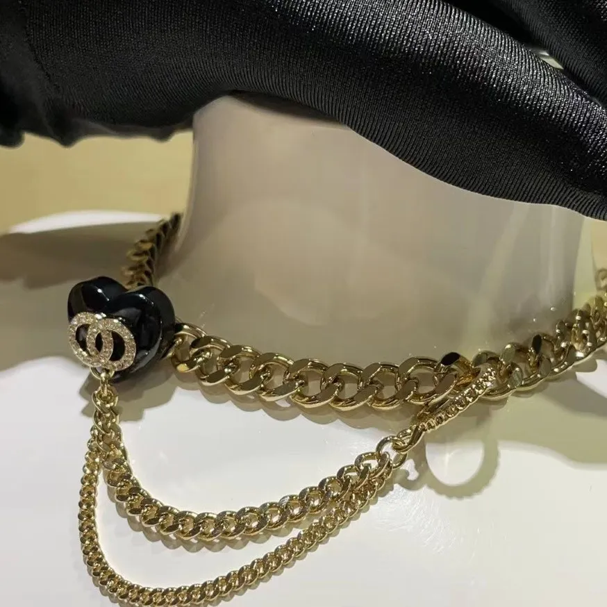 Nuovo stile cuori di pesca nera raddoppia a strato di tennis collana marca di moda piena strass a doppia lettera tassel chain girl lad255l