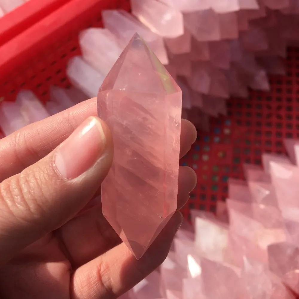 Natural Rose Pink Crystal Quartz dubbel puntig obelisk -exemplaar