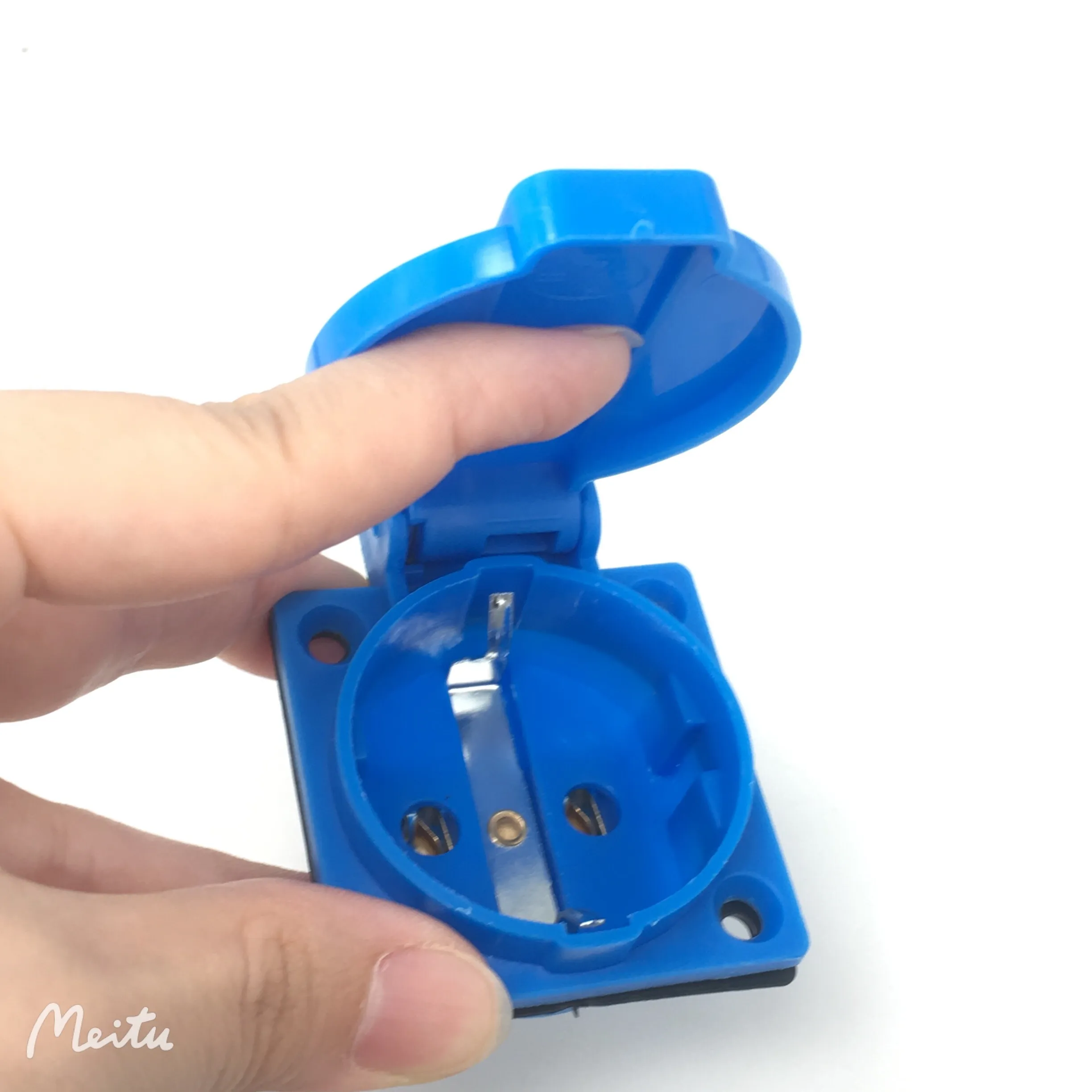 Germany Waterproof Industrial Socket AC Power Socket... From Ddmydec ...