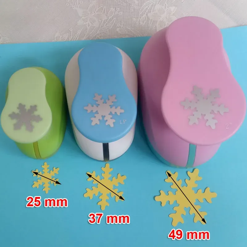 Punch 4,9 cm 3,7 cm 2,5 cm Snowflake Craft Punch Zestaw Dzieci Instrukcja DIY Hole Punch Cortador de Papel de Scrapbook Snow Punch 2 „1,5” 1 1