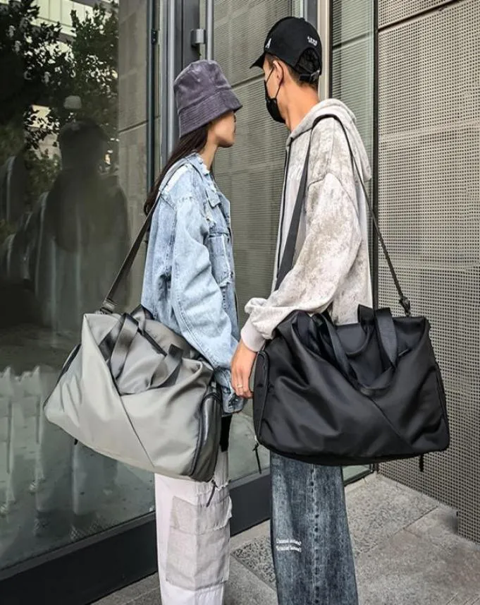 1010 HOMBRES MENOS Y MUJER Los hogares de moda de alta calidad corren la bolsa de viaje de yoga separación seca y húmeda de gran capacidad Bag3942780