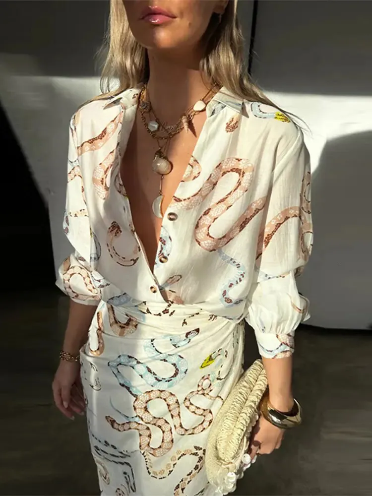 Set di gonna a camicia stampata per serpenti per donne a manica lunga split 2 pezzi Single Beach Beach Summer Chic Suit 240319