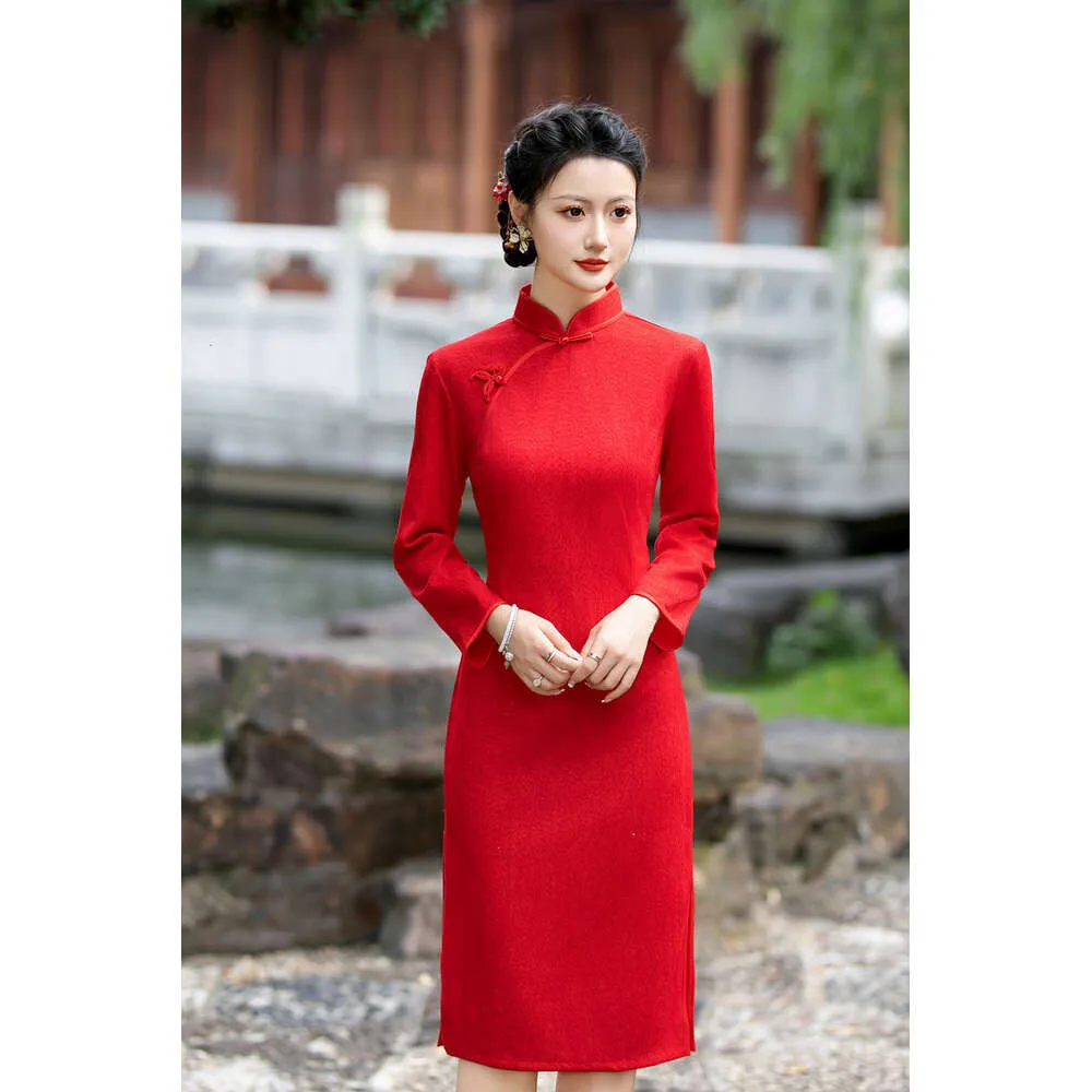 2023 Sonbahar/Kış Çin Stili İyileştirme Zayıflama Stand Boyun Baskı Kompozit Dantel Mom Cheongsam Orta Uzunluk