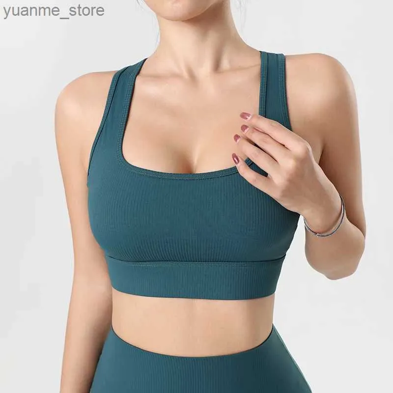 Yoga Outfits Solid color breathable underwear without steel ring sports bra outer wear yoga small tank top gym quick dry womens underwear Y240410