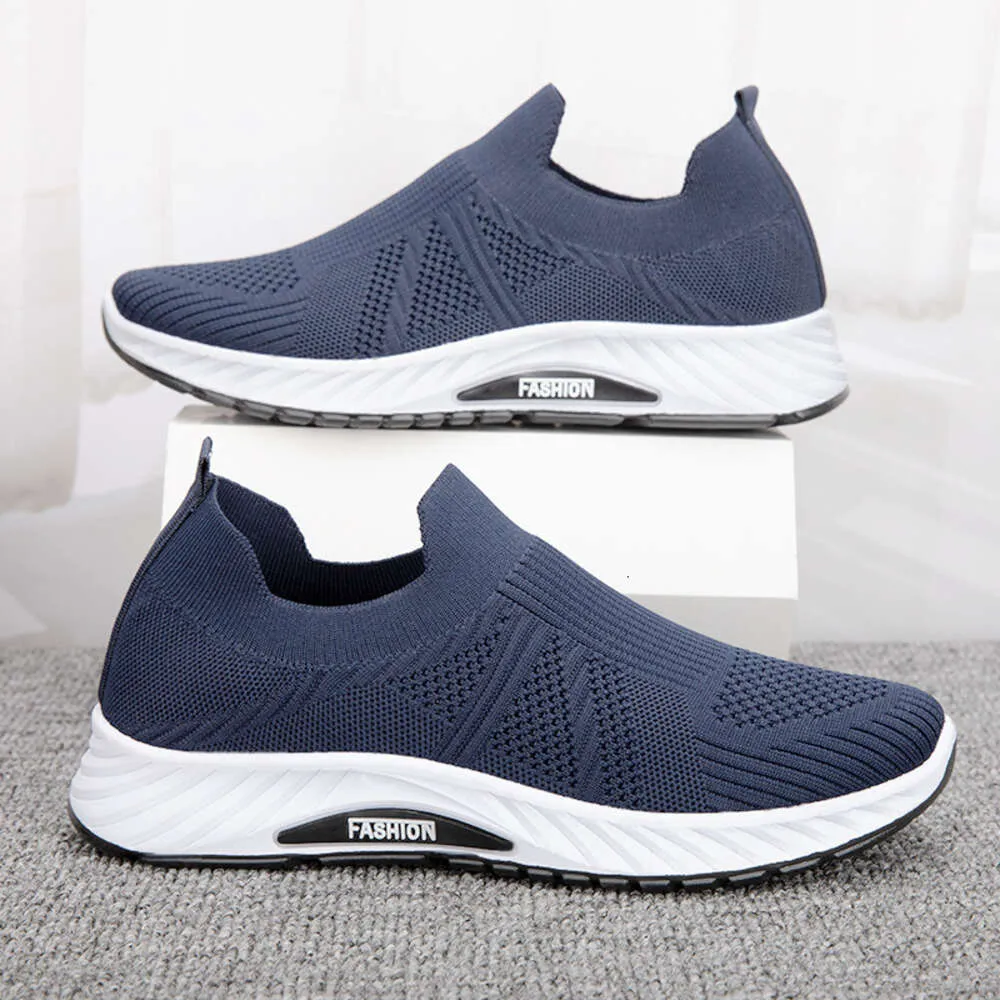 2024 Nya casual sport Flying Woven Running Soft Soled Dad Shoes, Korean version Trendiga singlar för män