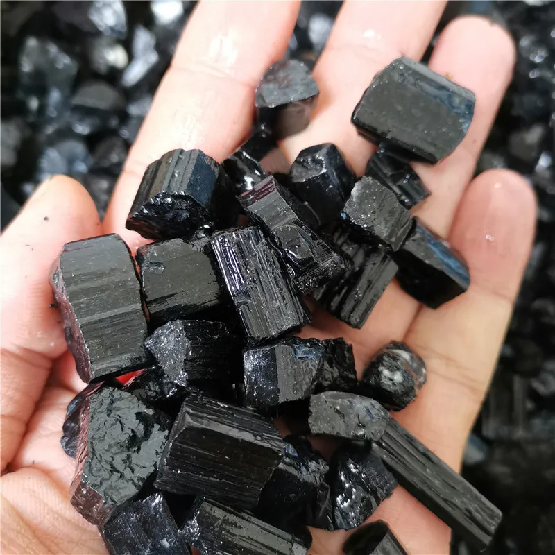 Натуральный черный турмалиновый сырой рудое жемчужина нерегулярные образец минерала кристал
