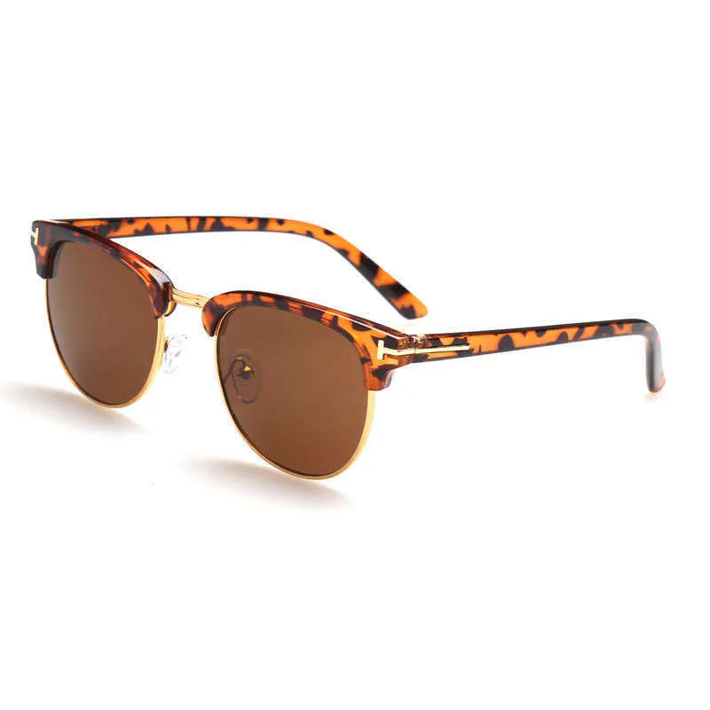 Wayfarer Eyewear Retro Beach Brillenmarke Luxus und hochwertige polarisierte Brille Designer Sonnenbrille mit Box -Top -Schutzlinsen