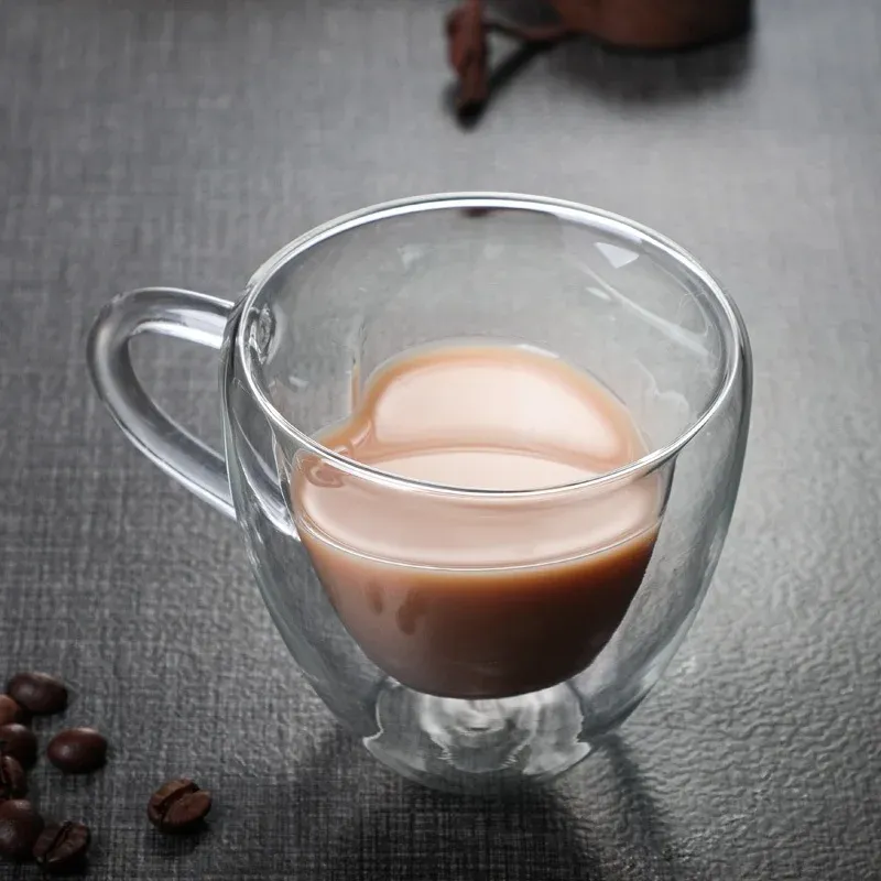 Coeur love forme en verre tasse de café tasse tasse double mur à bois d'alcool au thé de lait de lait verres d'eau à la chaleur.