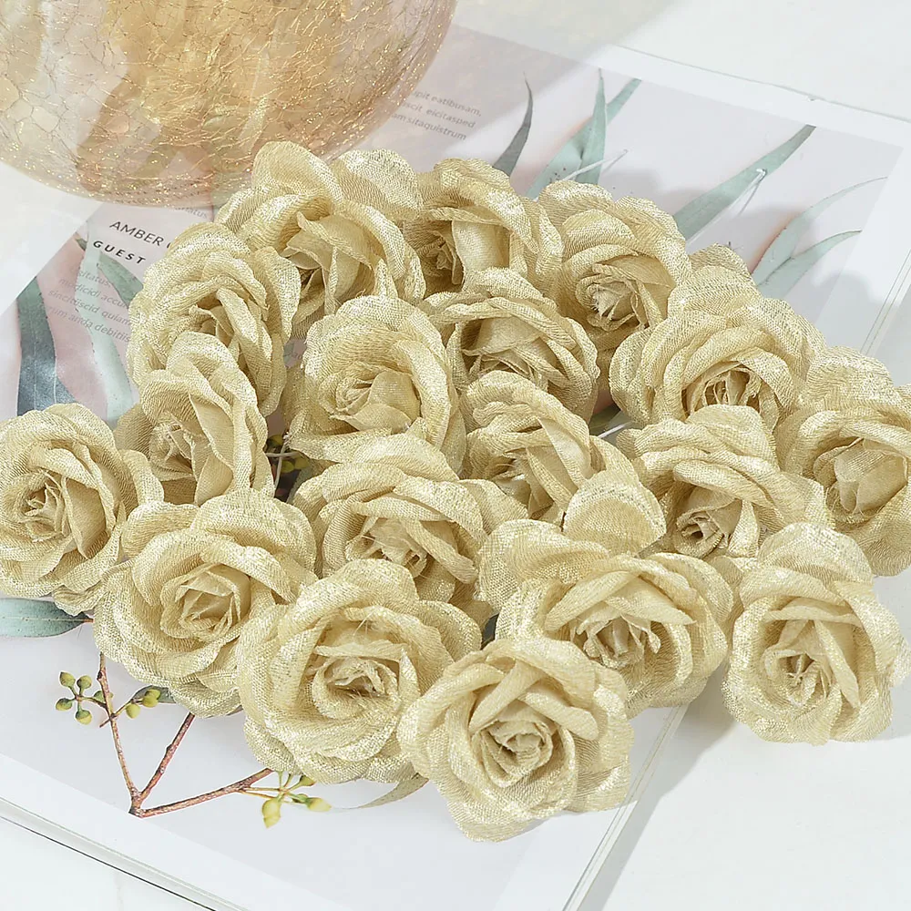 30/100pcs 4cm Mini Seiden Gold künstliche Rosenblumen Köpfe dekorativ für Hochzeits Heimparty DIY Weihnachtsdekora falsche Blume