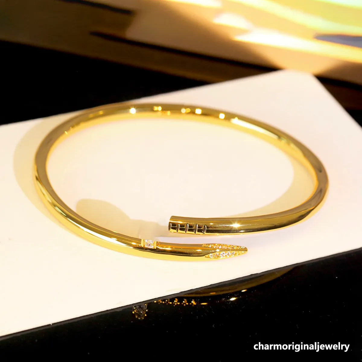 ネイルブレスレットデザイナーマンブレスレットデザイナーネイルブレスレットデザイナーDesinger Jewelry Luxury Gold Gold Gold Bangleブレスレットバングルラグジュアリー