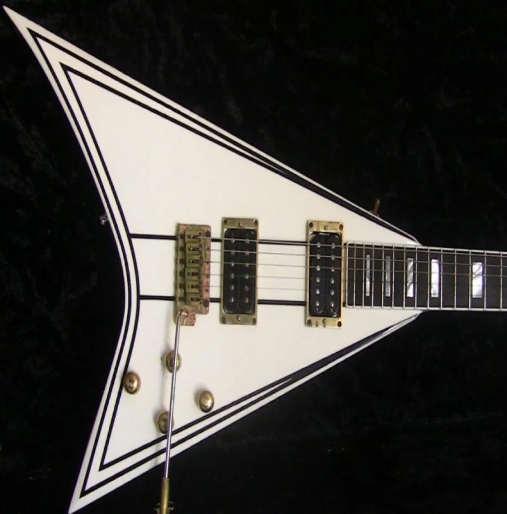 Randy Rhoads RR 1 Siyah Pinstripe Beyaz Uçan V Elektro Gitar Altın Donanım Blok Paspası Kakma Tremolo Köprüsü WHAMMY BAR6285415