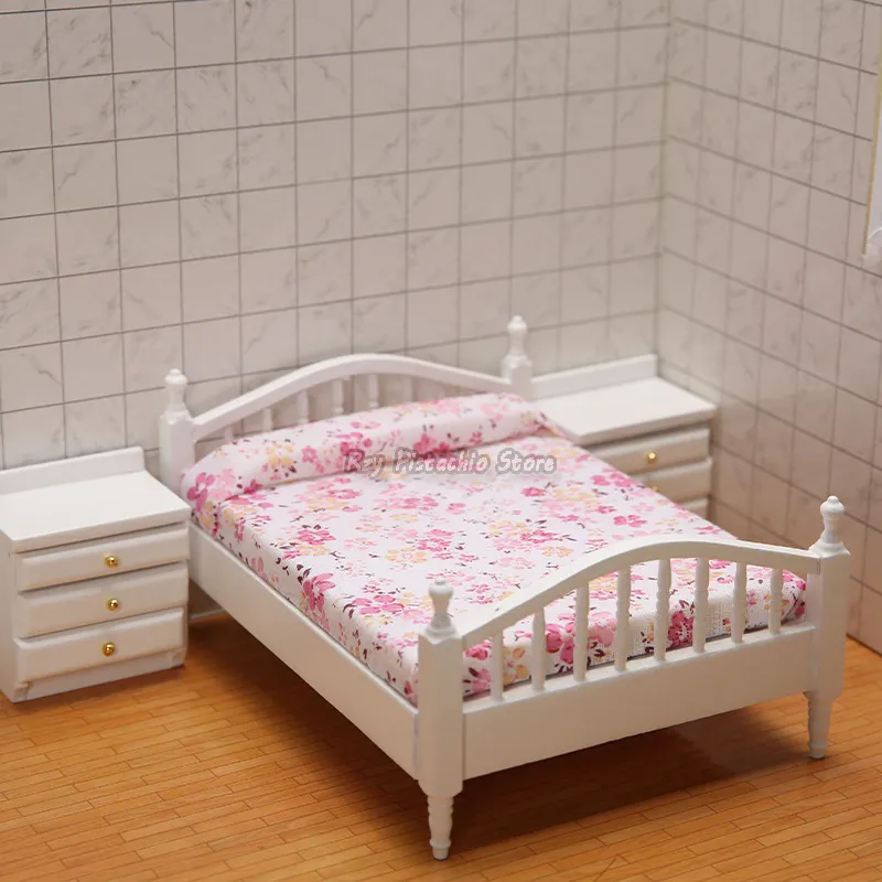 Retro 1:12 docka mini trämöbler dollhouse miniatyr sovrum dekor sovrum bord blommor rand dubbelsäng set flickor leksak gåvor