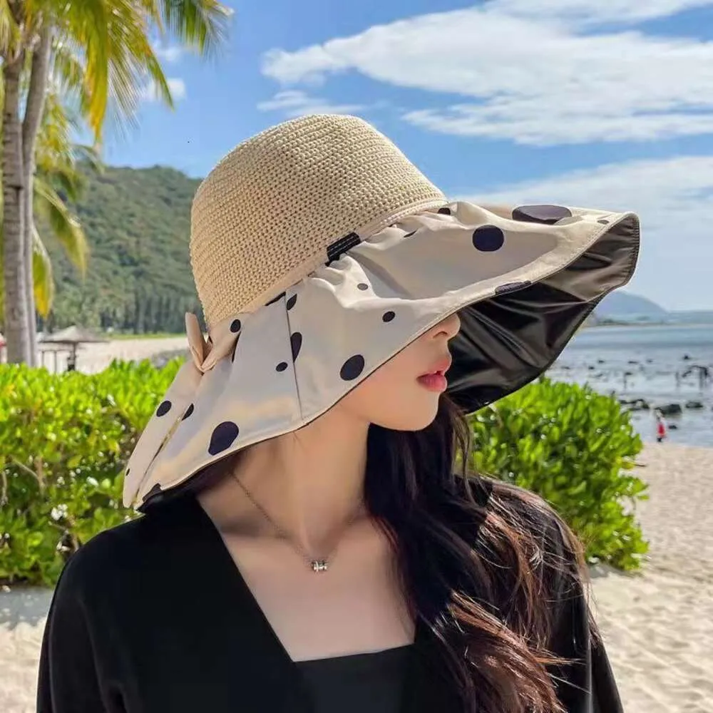 Fisherman's for Women in Spring and Summer, Black Glue Protection, Large Brim, Hollowed Out Face Covering, Hat, Sun Hat