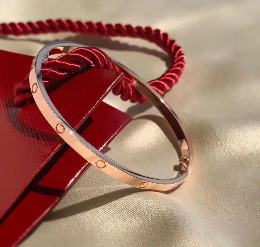 Braccialetta per impilamento della moda Bracciale Designer stretto versione da 18k bracciale d'oro da 18k avere designer di gioielli diamanti per donne mans unisex coppia di braccialetti di alta qualità calda