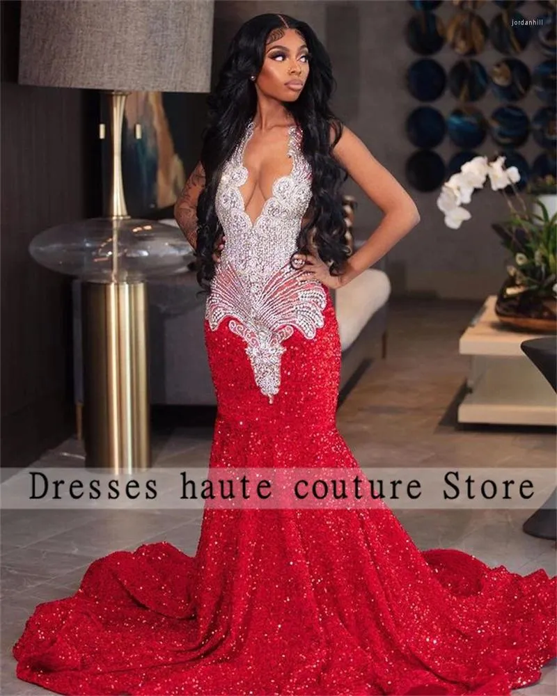 Vestidos de festa luxuosos Mermaid Red Long Prom 2024 para garotas negras Rhinestones Cristals Birthday Gowns Night Night