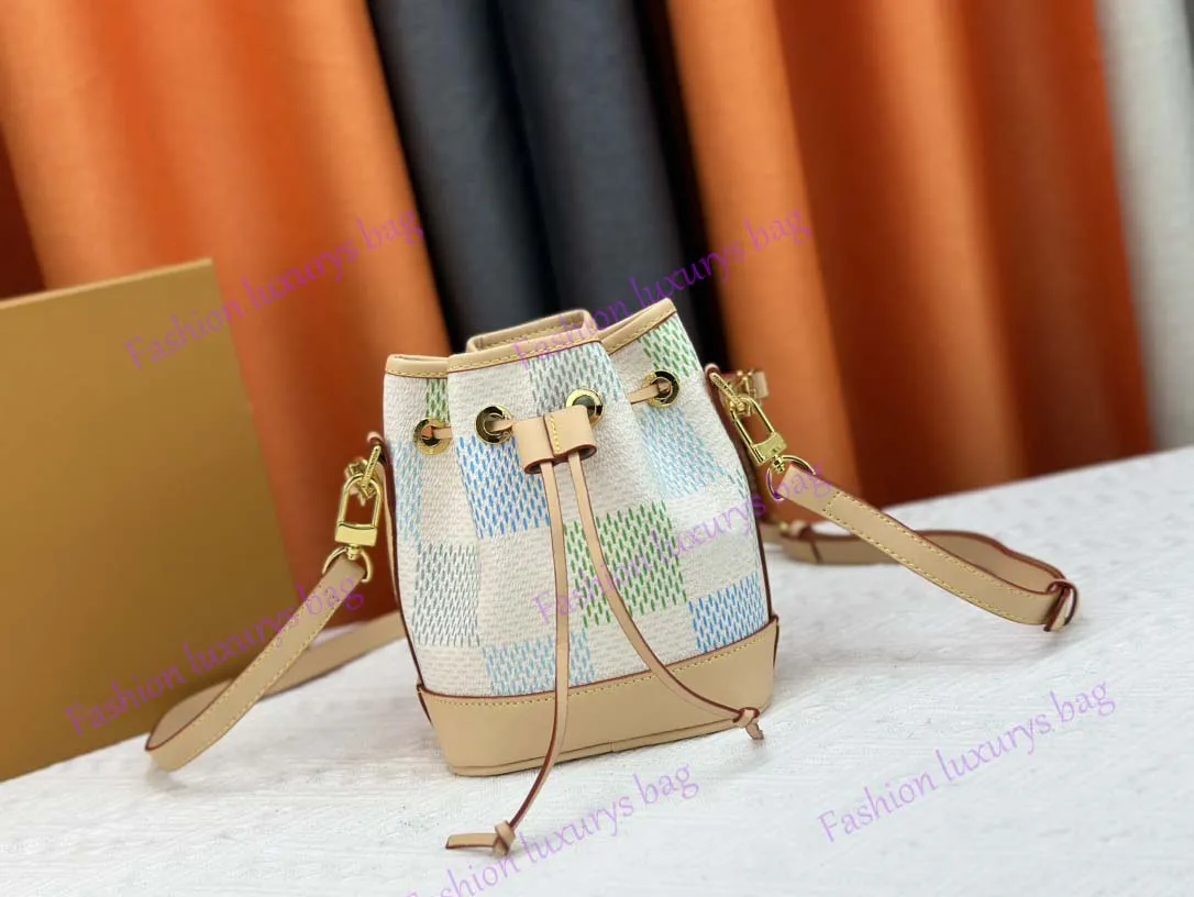 Wholesale Fashion women Drawstring M81266 leather Shoulder Crossbody bags Handbags luxury Designer Small fresh plaid mini Bucket Bag women party purse wallet