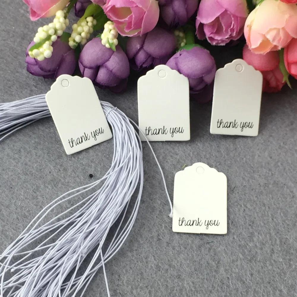 100Pcs/Lot 3x2cm Paper Tags Handmade Thank You Trendy Scallop Hang Tags Paper Packaging Labels With 100Pcs Strings Wholesale