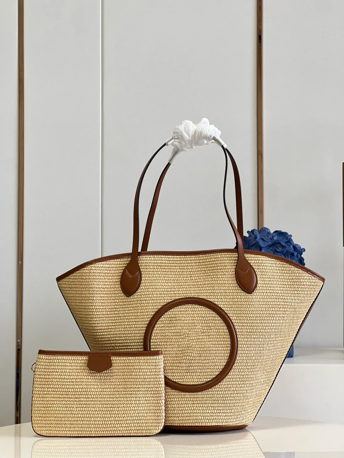 High Quality Fashion Rattan Women Shoulder PETIT BUCKET Wikcer Woven Female Handbags Large Capacity Summer Beach Straw Bags Casual Totes Purses