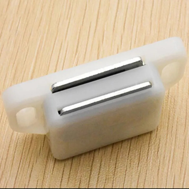 Cupboard Cabinet Etc Furniture Door Latch/Catch Closures White Plastic Highly Magnet Catch With Metal Plate