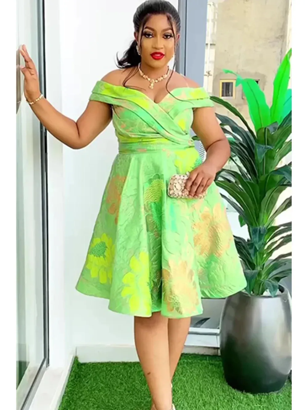 Elegantes Vestidos Africanos Para Mujeres Moda De Verano De La Primavera Africa Ropa Fuera De La Noche De La Noche Del Hombro Midi Ross 240319 De 45 82 DHgate
