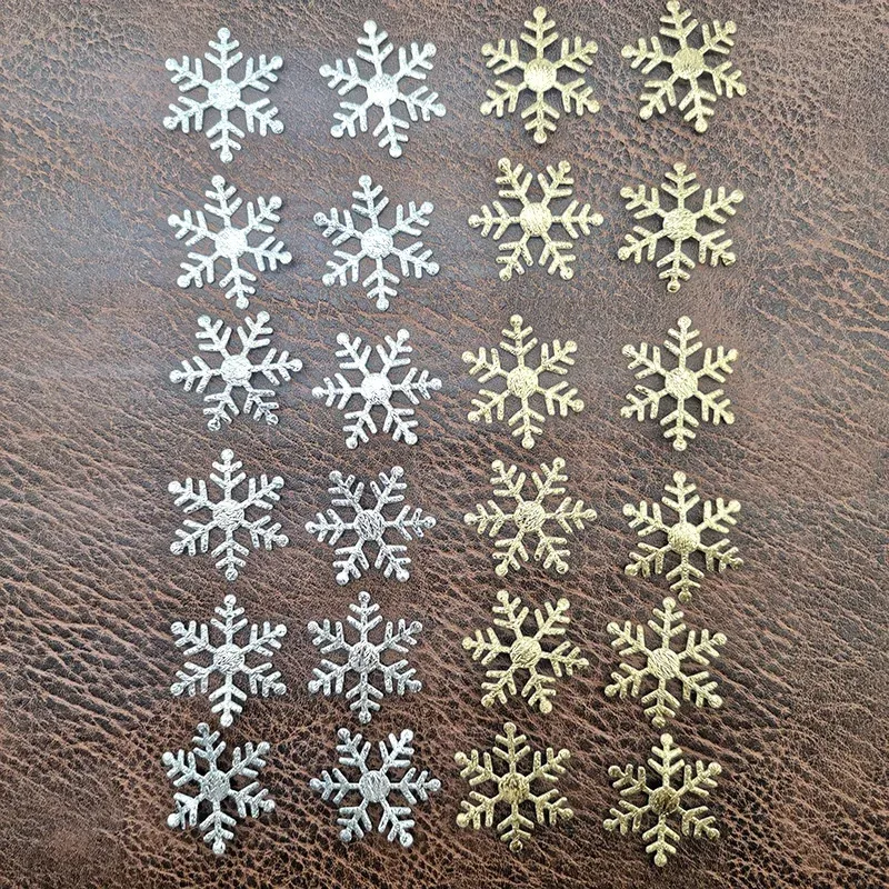 (200pcs / pack) 30 mm Christmas Snowflakes Confetti Artificiel Snow Ornements Arbre Ornements décorations pour la décoration de mariage à la maison