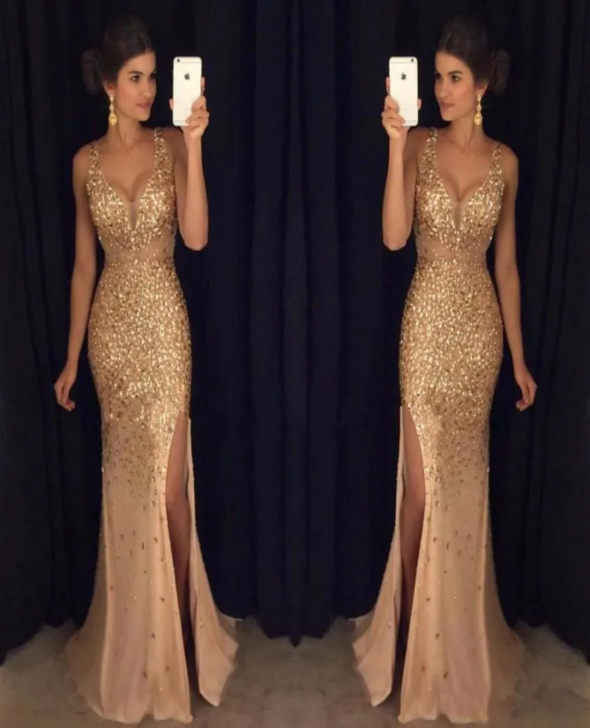 Cristalli di perline d'oro Tulle Long Mermaid Prom Dresses Sexy V Neck Formal Party Gowns High Side Celebrity Abito da sera Vestitido8206321