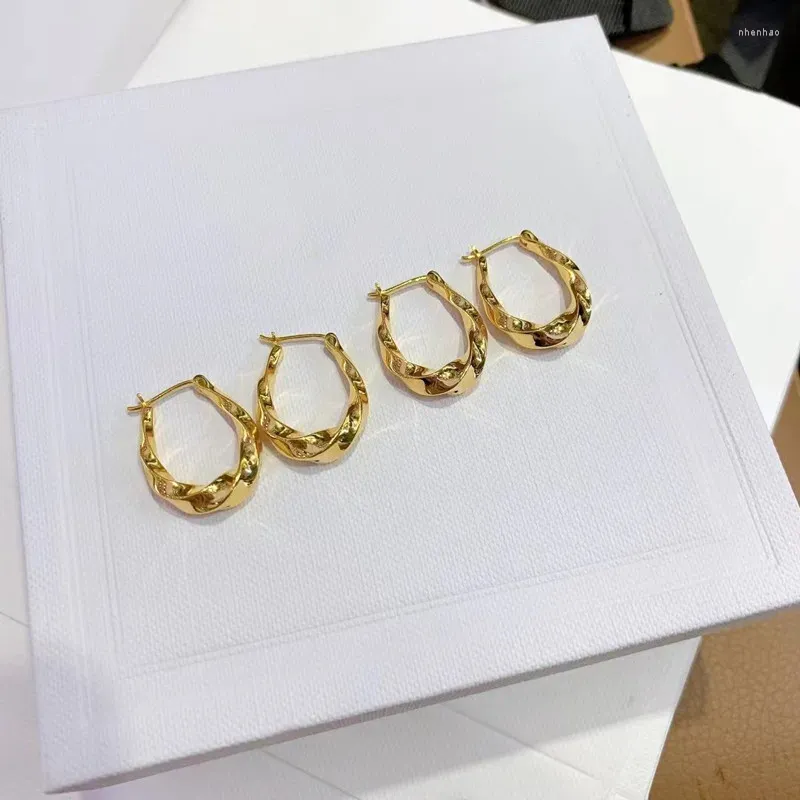 Brincos de balanço Ruiyi real 18k Gold gota mulher torcida brinco elíptico puro Au750 minimalize design fino jóias de luxo presente de casamento