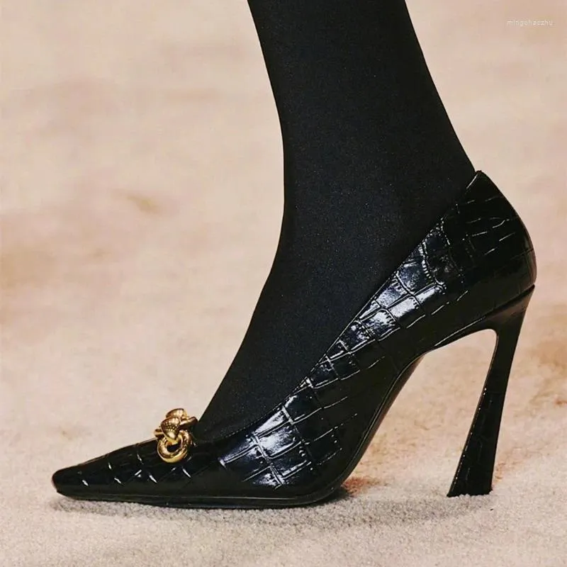 Sandalen lässige Designerin sexy Lady High Heels für Frau schwarzes Patent Krokodil -Lederspitze Zapatillas Mujer Frauenschuhe 10 cm