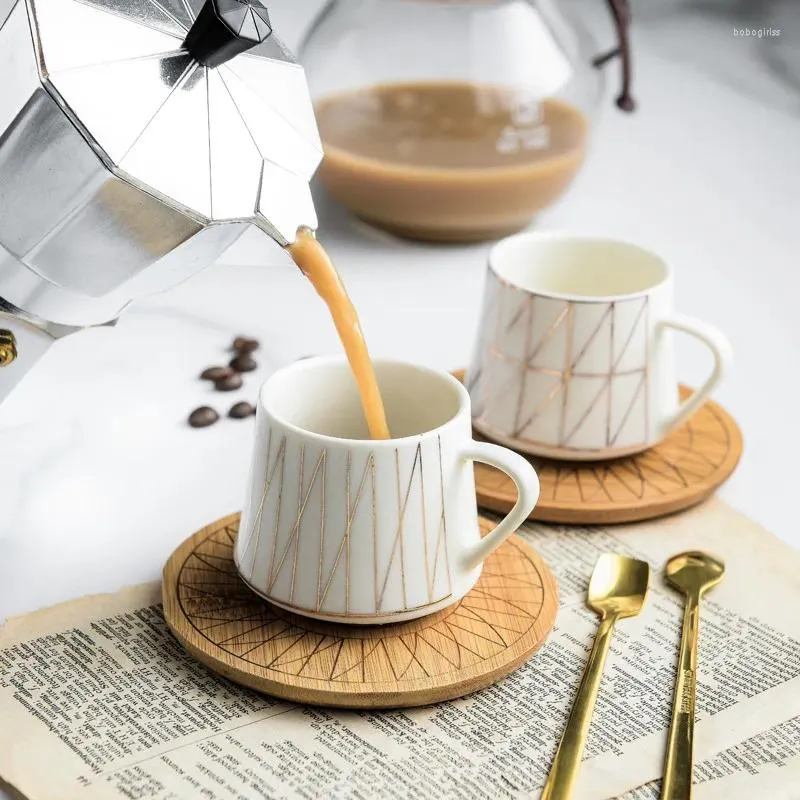 Fincan tabakları nordic seramik hat çizgili kahve fincanı bambu yemek ile yaratıcı mini ikindi çay tabağı ve kaşık içecek eşyaları