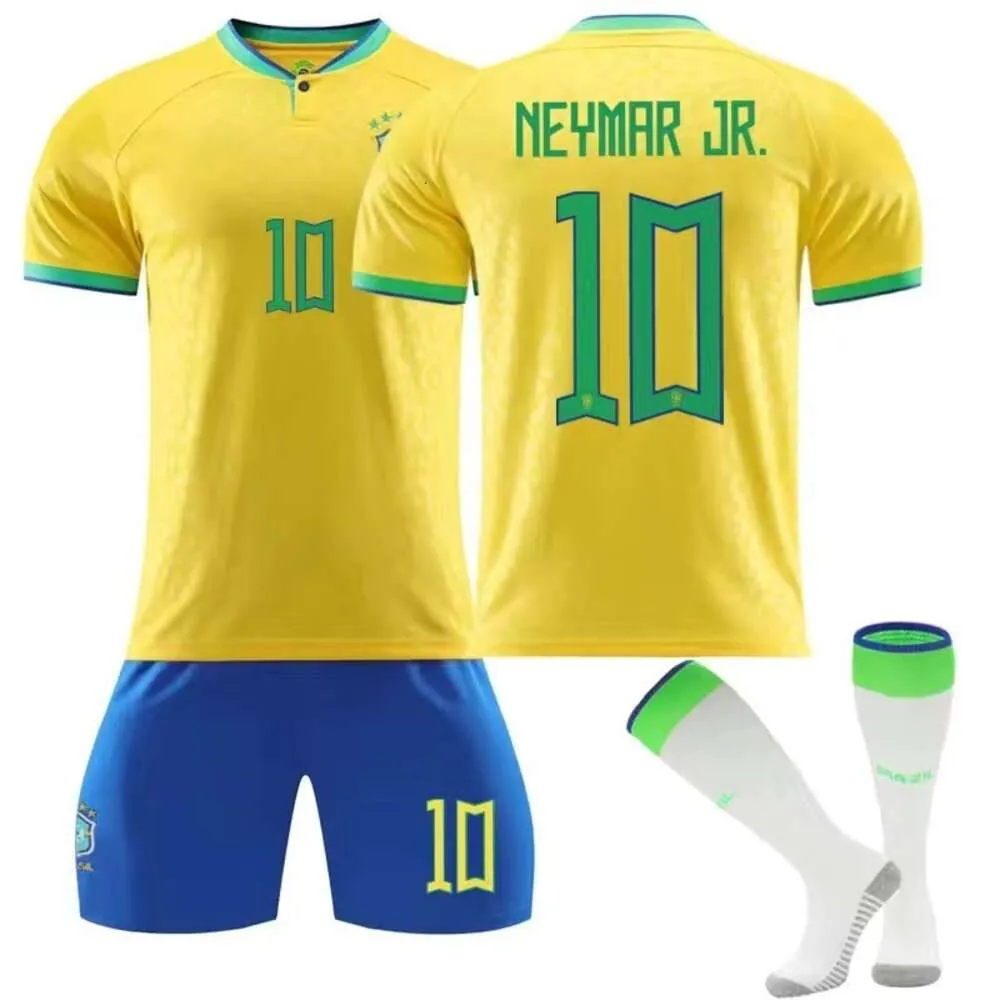 2022 Brazil Home Away Size 10 Neymar Adult Childrens Football Jersey Set for Children and Socks