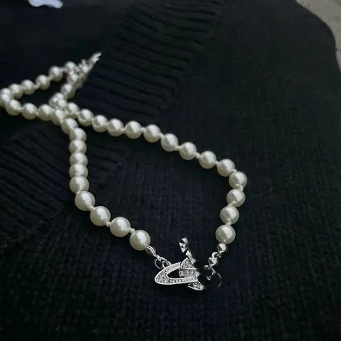 Retro modemerk diamant-ingebedde Saturn Pearl ketting vrouwelijke online influencer licht luxe luxe volledige diamanten planeet sleutelbeen ketting ketting mode