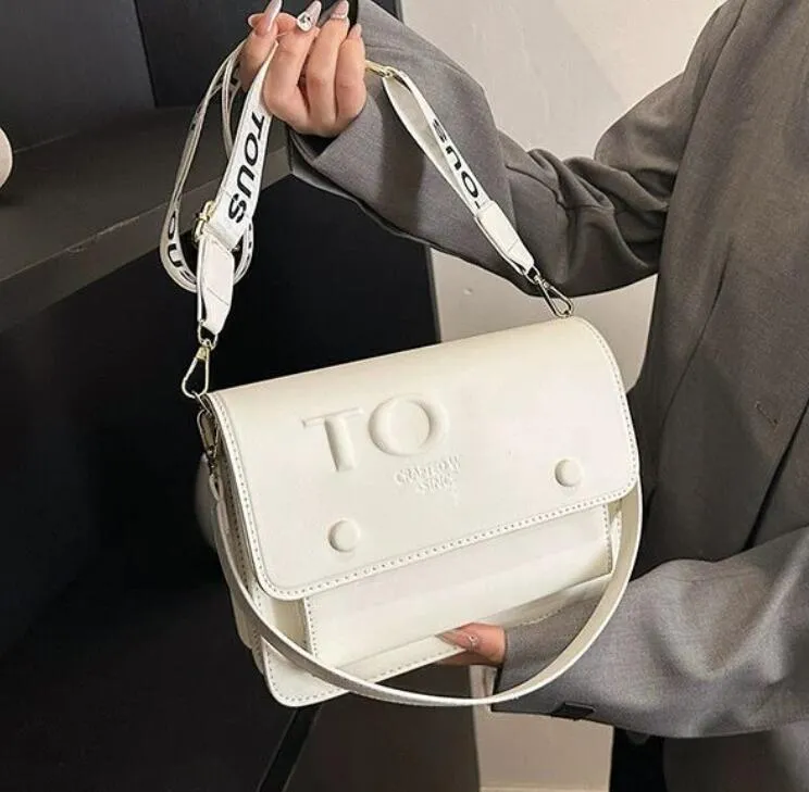 Tasarımcı Çanta Crossbody Çanta Şık omuz çantası çok yönlü yüksek kaliteli deri altı koltuk torbası klasik kadın çantası çapraz vücut kare çanta cüzdan