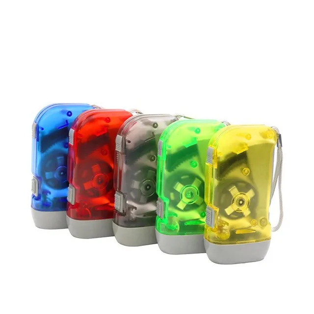 Lampe torche à dynamo 3 leds AEG - Feu Vert Lampe torche à dynamo 3 leds AEG - Feu Vert