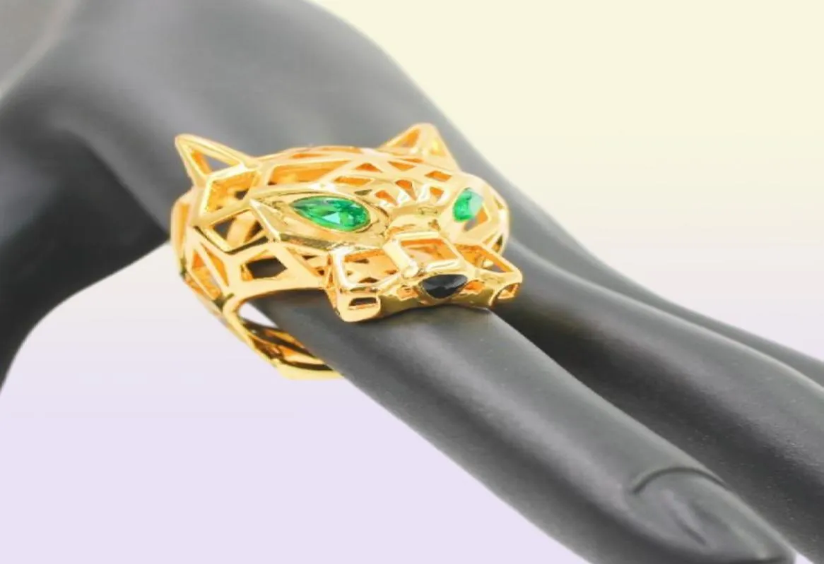 Trendy Hollow Leopard Animal Finger Ring Green Eyes Hollow Panther Heads Rings for Men Women Party Jewelry9456845