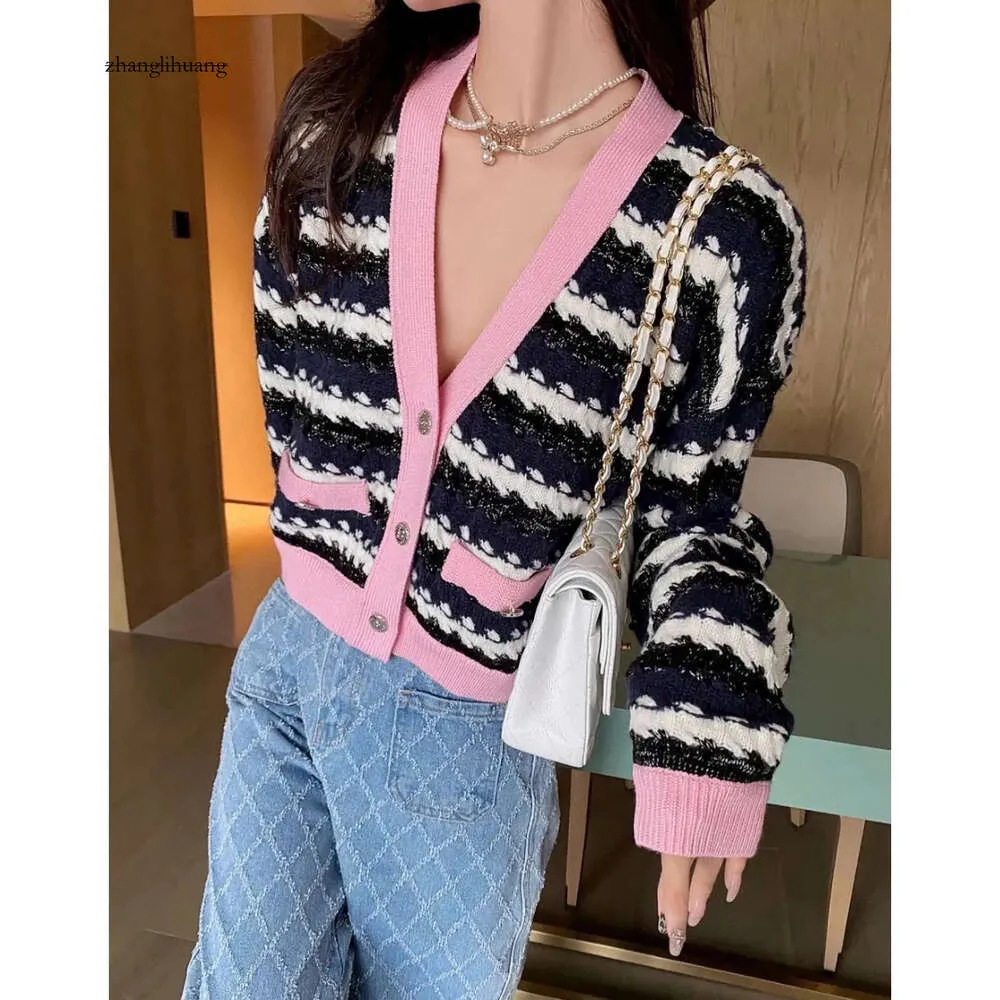 Chan New 2023 Spring Women’s Brand Jacket OOTD Designer Fashion Hight Classic CCC Coat Coature Coats Knitting Cardigan Mother's Ghif